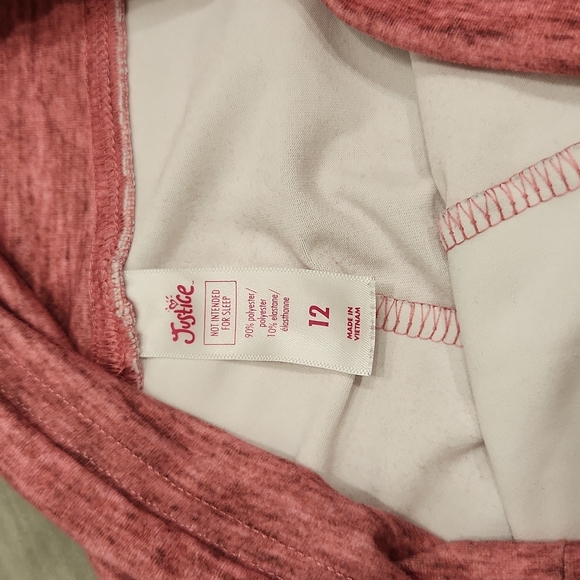 Justice Outfit - Picture 7 of 7